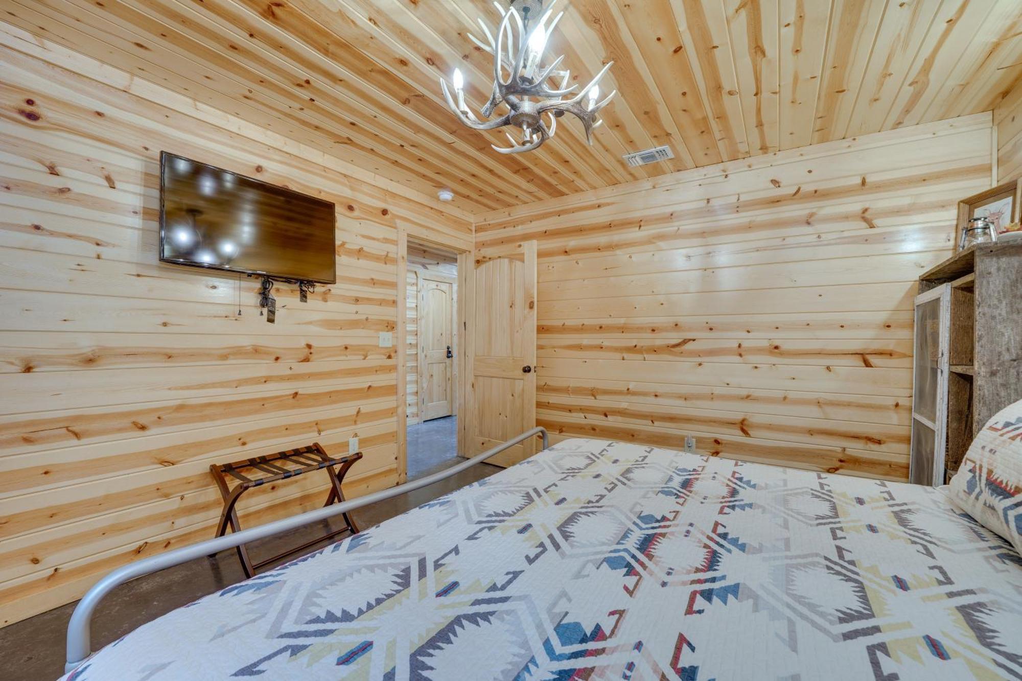 Penny Lane Lodge Broken Bow Cabin Less Than 6 Mi To Lake Εξωτερικό φωτογραφία